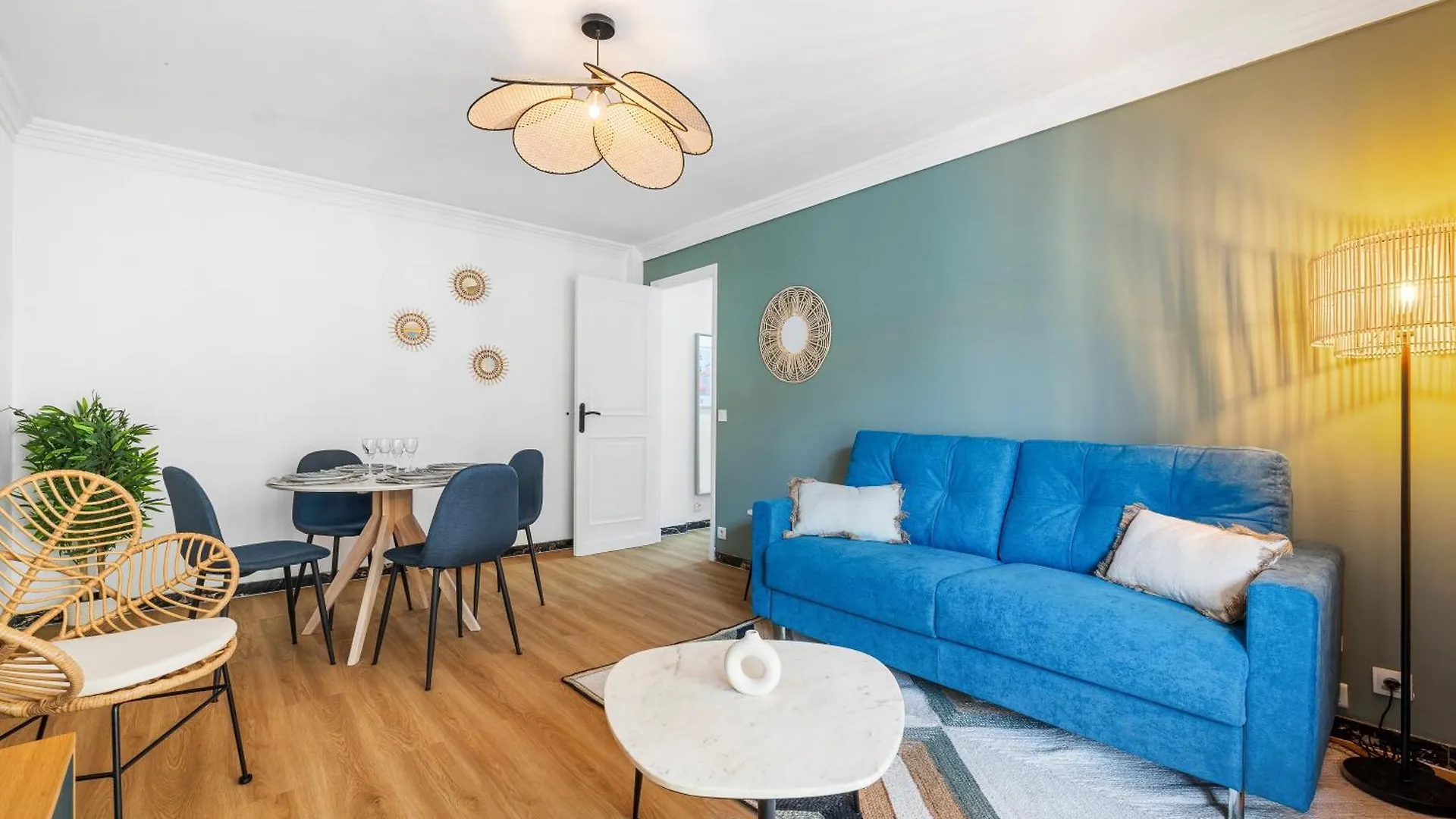 Nice Renting - Philibert - Elegant Spacious Quiet Near The Port Free Parking Apartment